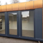 Pertvarkytas 18 m² konteinerių biuras su tualetu